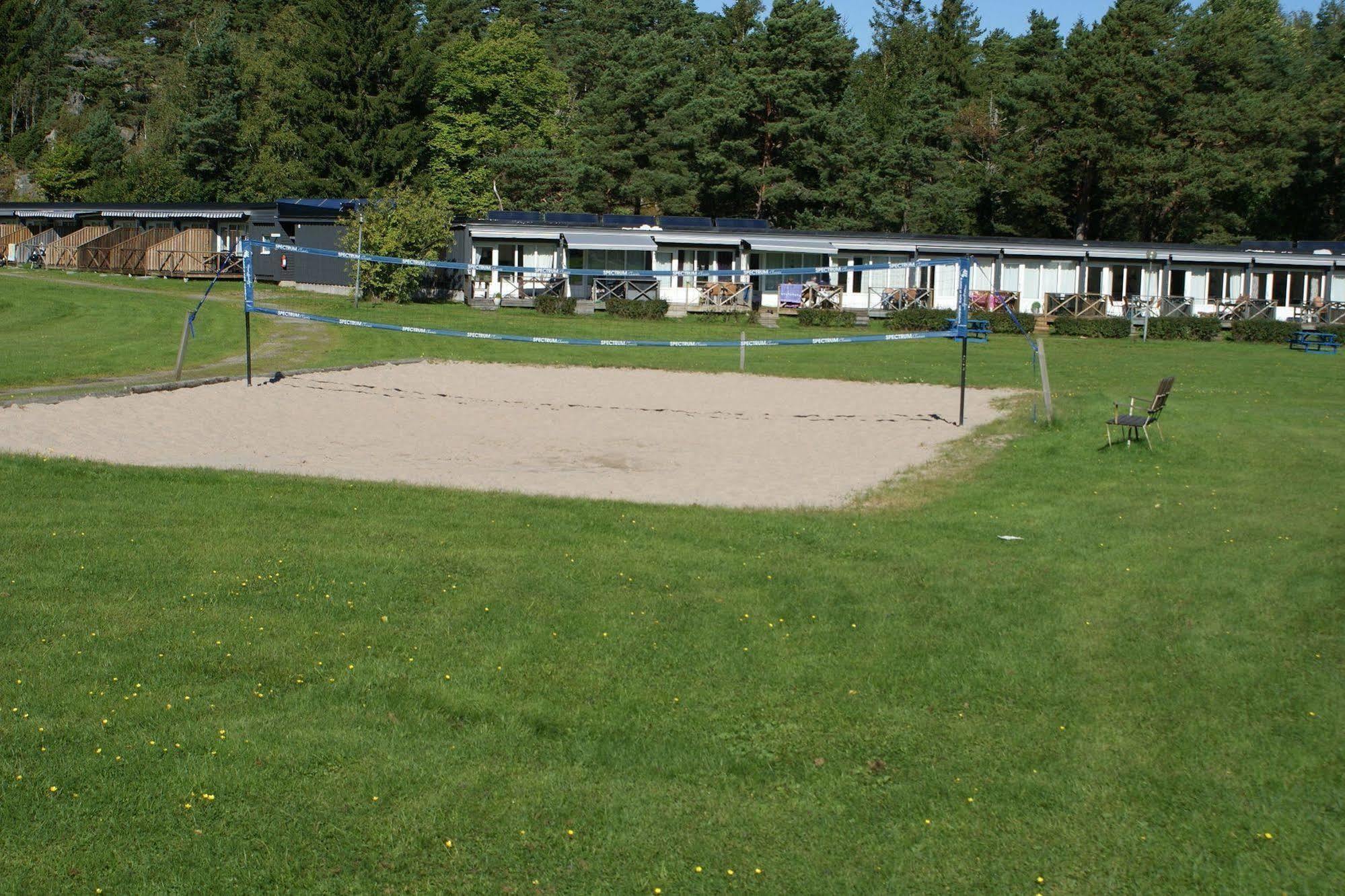 Haellestrand Nr 6 Seaview Stromstad Exterior photo